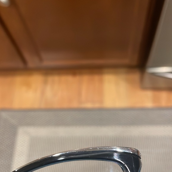 Micheal Kors rx prescription glasses with case. - Picture 8 of 8